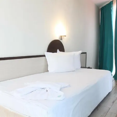 Отель Smartline Meridian 4*