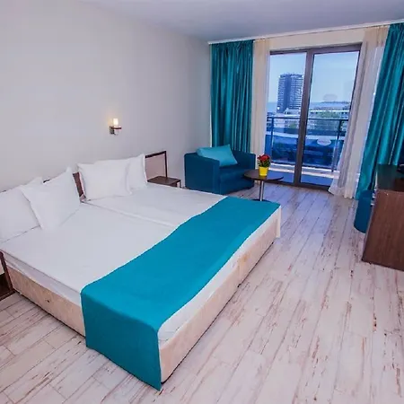 Отель Smartline Meridian