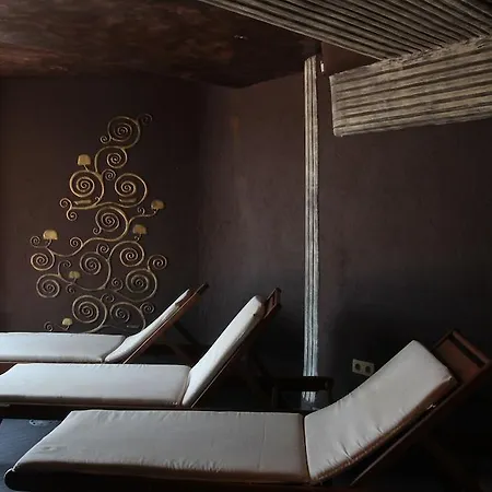 Smartline Meridian Hotel